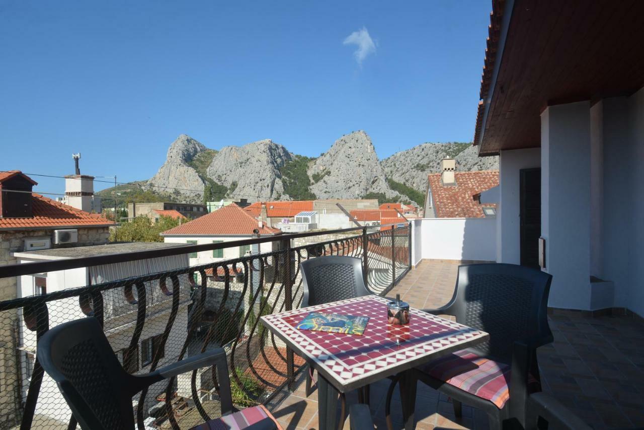 Apartment Mimica-Croatia , Omis , Center מראה חיצוני תמונה