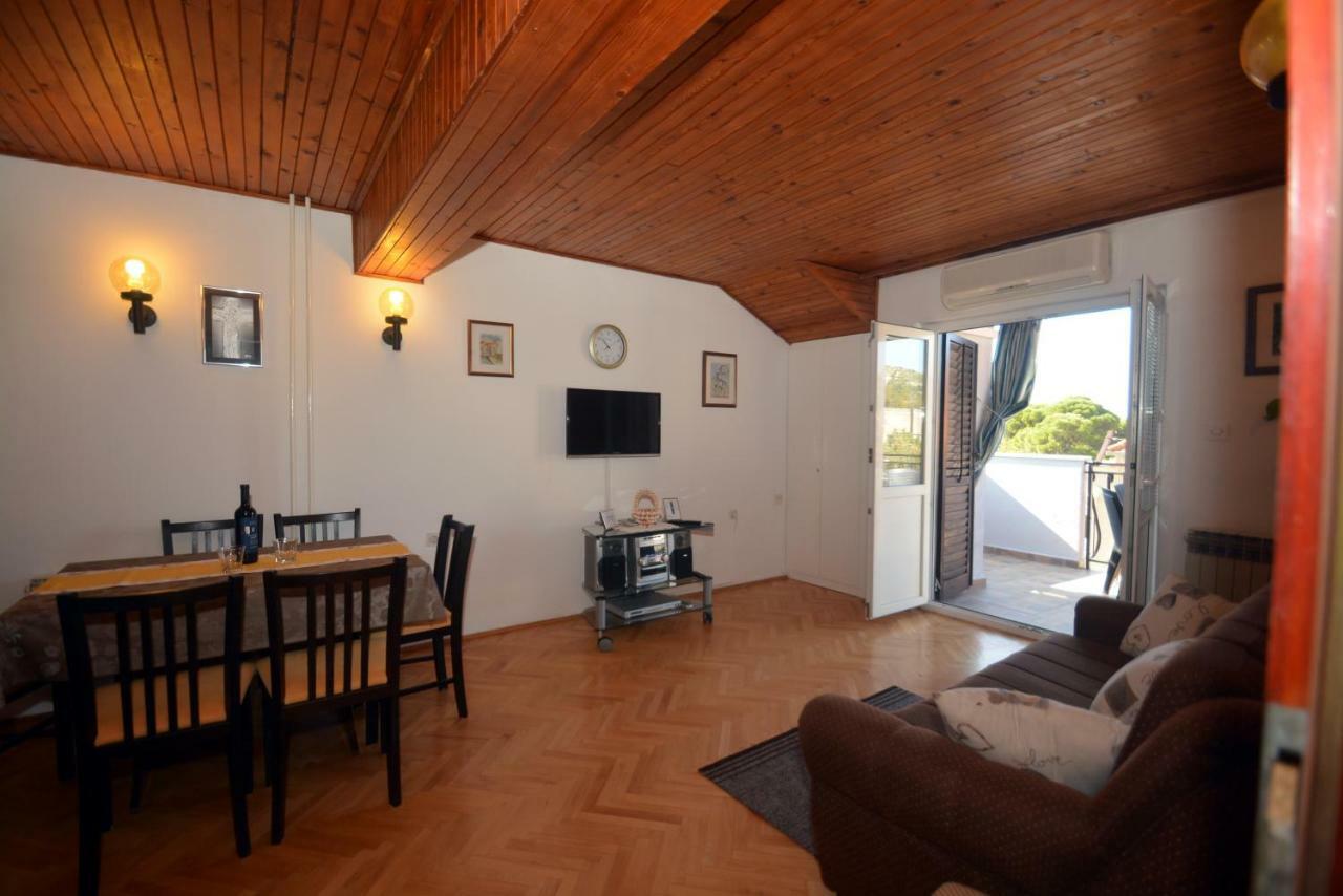 Apartment Mimica-Croatia , Omis , Center מראה חיצוני תמונה