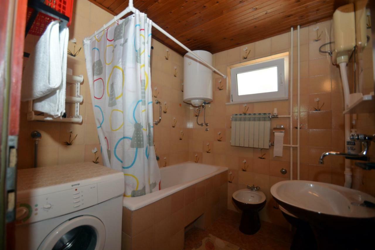 Apartment Mimica-Croatia , Omis , Center מראה חיצוני תמונה