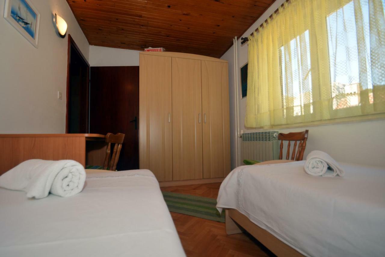 Apartment Mimica-Croatia , Omis , Center מראה חיצוני תמונה